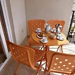 Noemi2 By Interhome דירה