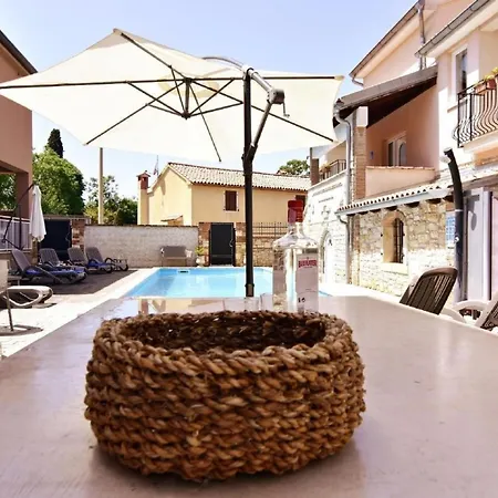 Apartament Noemi2 By Interhome *