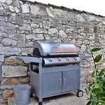 Noemi2 By Interhome * Πόρετς