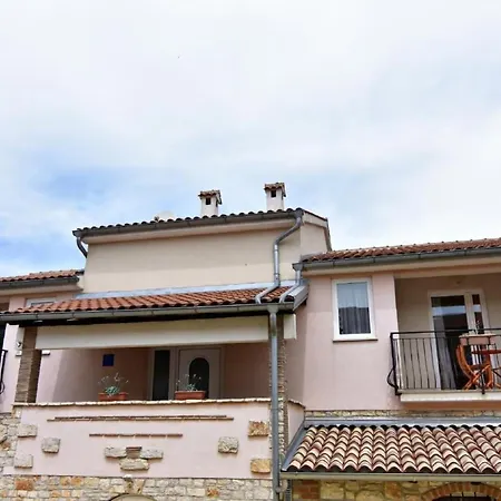 Noemi2 By Interhome Lägenhet Poreč