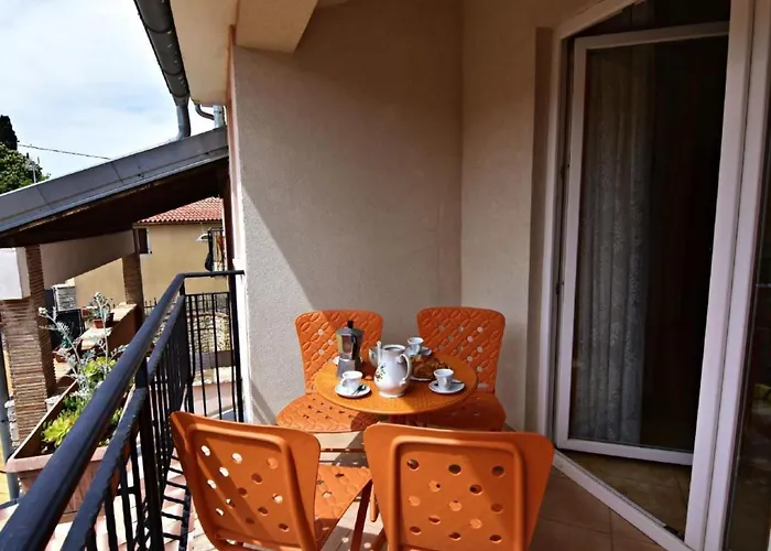 Apartment Noemi2 By Interhome