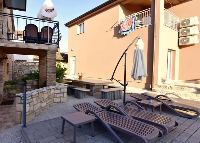 Apartment Noemi2 By Interhome Porec