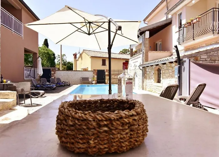 Apartment Noemi2 By Interhome *